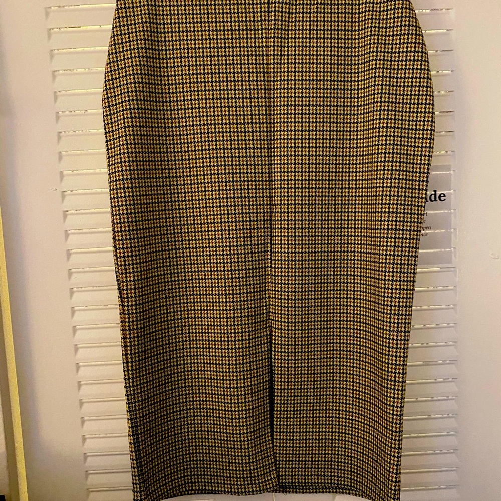 Plaid Pencil skirt